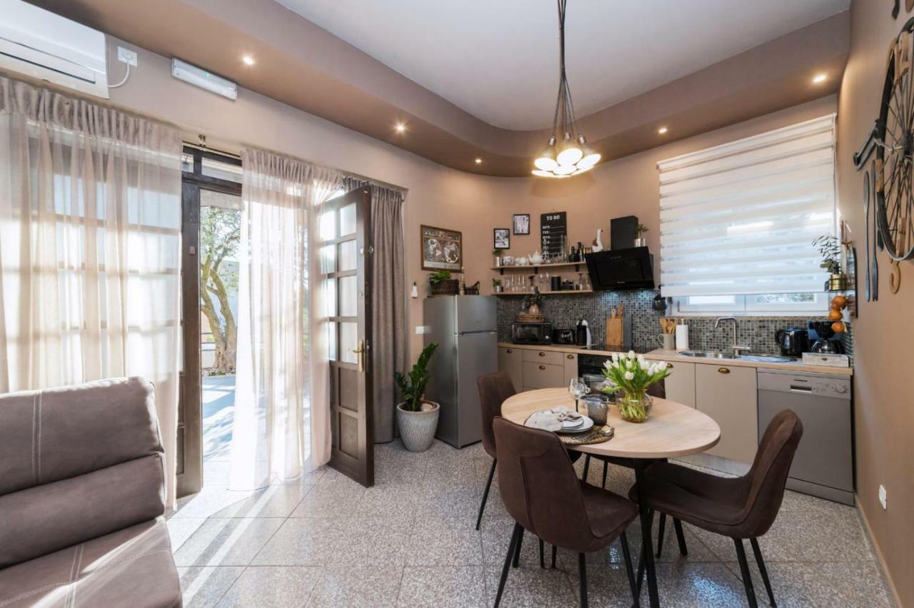 Deluxe No.8 Apartman Zára